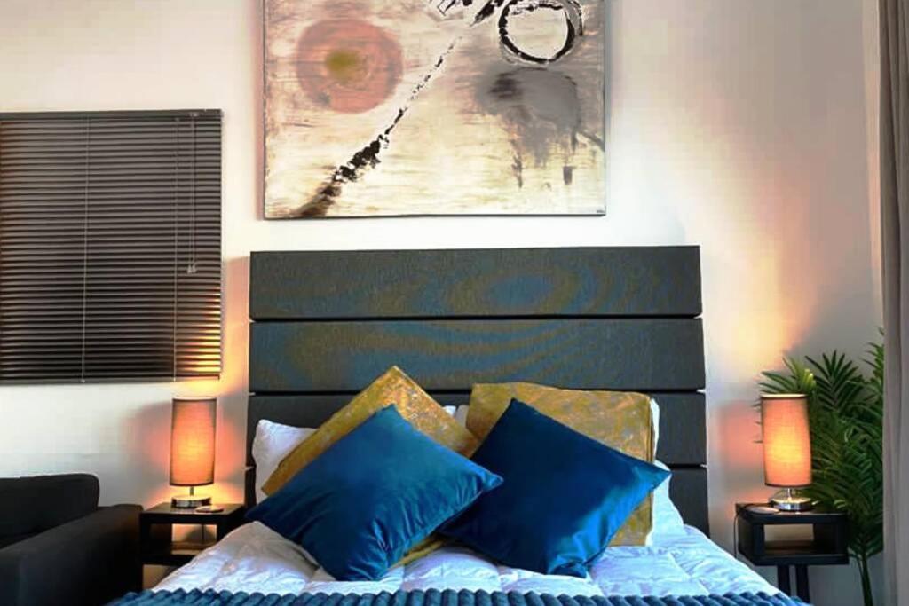 Relax,revive,reset & Enjoy The Sounds Of The Sea! Apartment