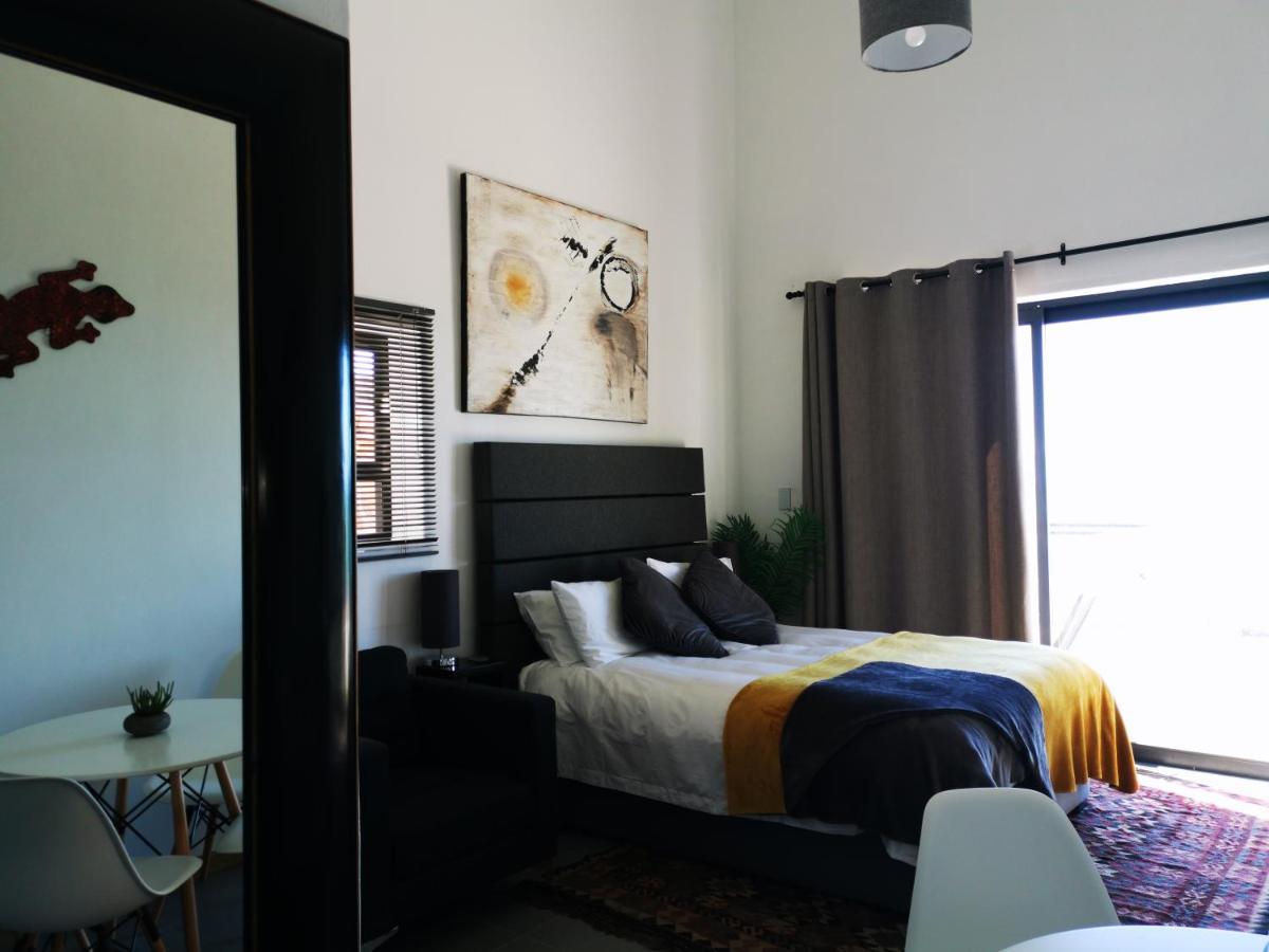 Apartment Relax,revive,reset & Enjoy The Sounds Of The Sea! *